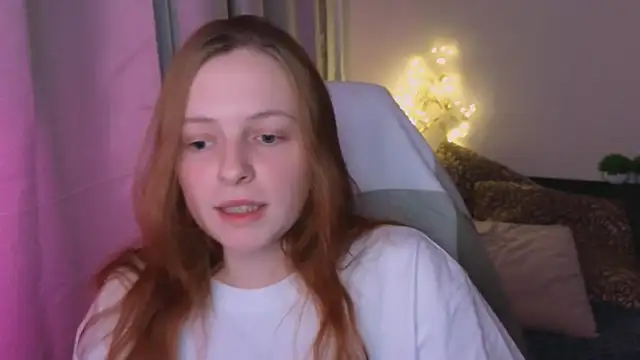 Snapshot of Hanna_melon chatting on February 14, 5:57 pm Hanna melon online show from February 14, 5:57 pm