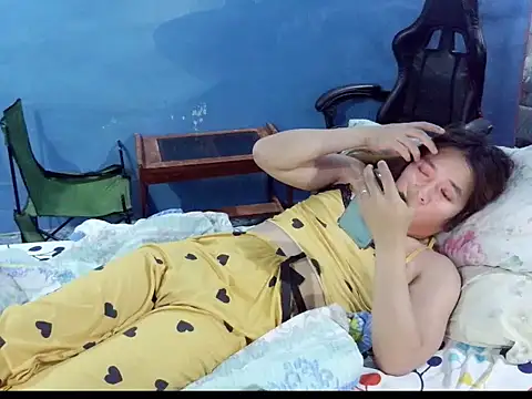Snapshot of Asianpinaybeauty_yam007 chatting on July 6, 9:28 pm Asianpinaybeauty yam007 online show from July 6, 9:28 pm