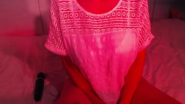 Snapshot of sweetchani666 chatting on November 9, 7:50 am sweetchani666 online show from November 9, 7:50 am