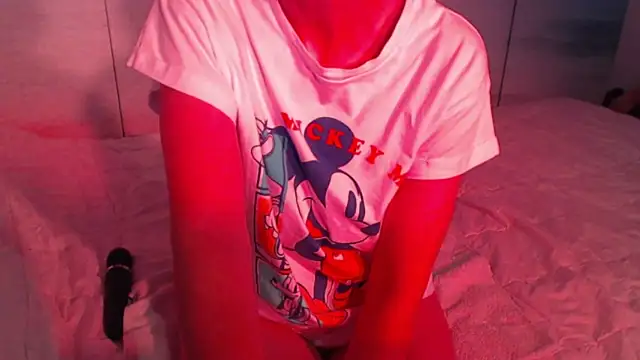 Snapshot of sweetchani666 chatting on December 21, 1:07 pm sweetchani666 online show from December 21, 1:07 pm