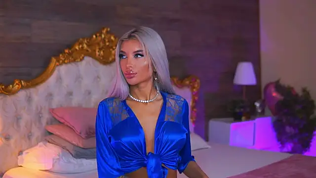 Juicy Jessye online show from June 5, 8:36 pm