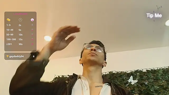 ApoloCruz online show from October 24, 5:59 am