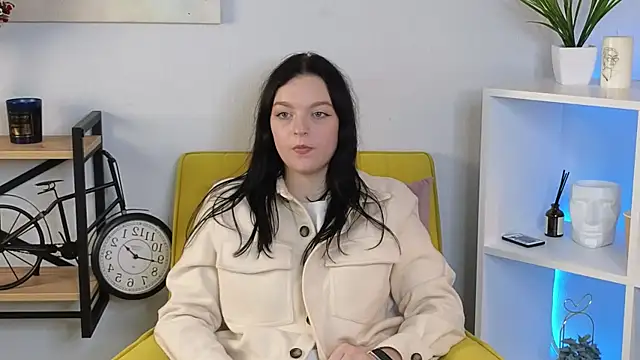 GladysHewell online show from January 22, 10:50 am