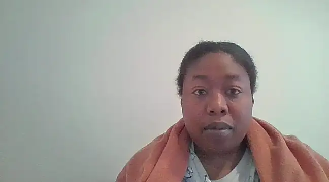 Snapshot of angeliquebelcali chatting on February 20, 2:02 pm angeliquebelcali online show from February 20, 2:02 pm