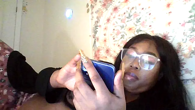 Snapshot of angeliquebelcali chatting on September 20, 8:04 am angeliquebelcali online show from September 20, 8:04 am