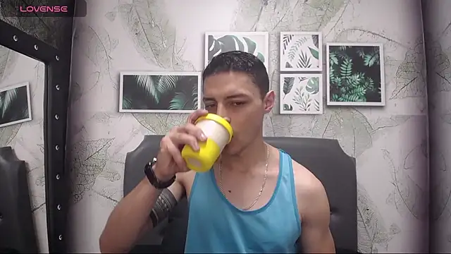 Frank Millers online show from February 1, 12:26 pm