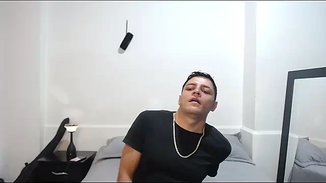 Frank Millers online show from April 20, 4:32 pm