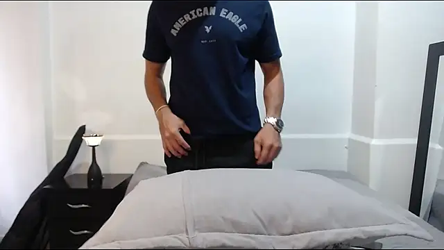 Frank Millers online show from April 27, 5:44 pm