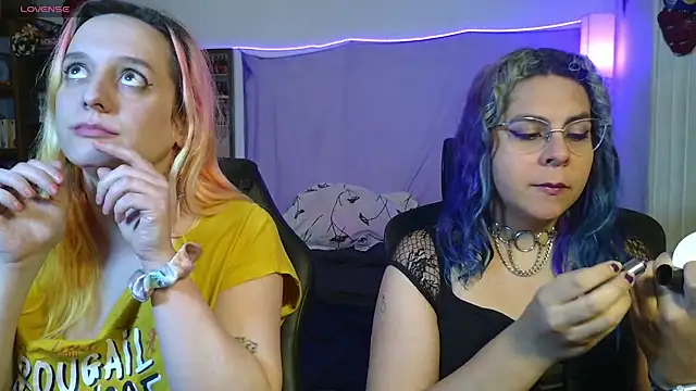 Evelan420 online show from March 24, 8:25 pm