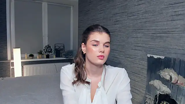 FloraDobb online show from January 29, 1:37 am