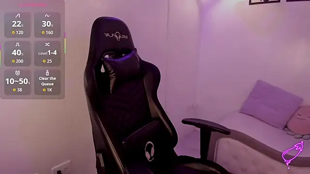 Snapshot of Belinda_Braund chatting on September 12, 2:39 pm Belinda Braund online show from September 12, 2:39 pm