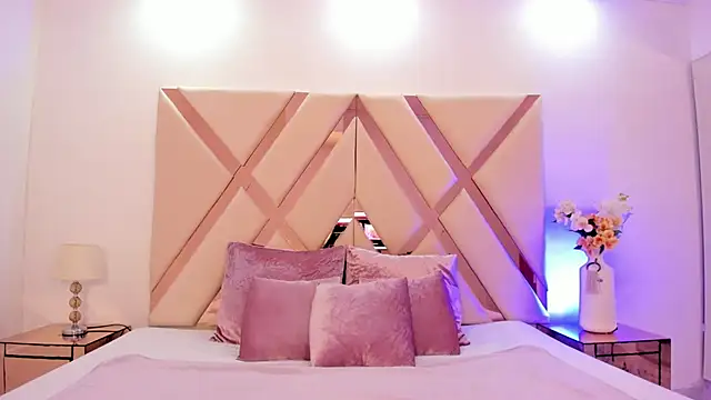 taliarussel online show from February 5, 10:01 pm