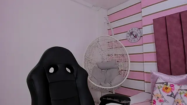 taliarussel online show from March 12, 10:39 pm