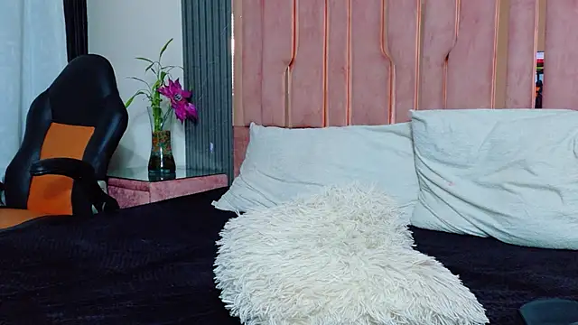 Snapshot of MarckPassion chatting on September 10, 1:11 pm MarckPassion online show from September 10, 1:11 pm