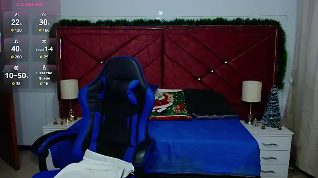 victoria adams07 online show from December 18, 7:53 pm