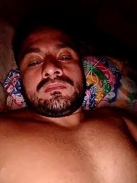 Snapshot of Ant1990 chatting on February 12, 3:40 am Ant1990 online show from February 12, 3:40 am