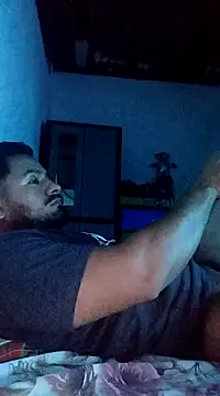 Snapshot of Ant1990 chatting on March 3, 2:58 am Ant1990 online show from March 3, 2:58 am