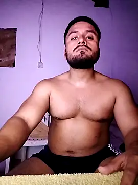 Snapshot of Ant1990 chatting on March 12, 3:35 am Ant1990 online show from March 12, 3:35 am