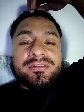 Snapshot of Ant1990 chatting on October 6, 2:53 am Ant1990 online show from October 6, 2:53 am