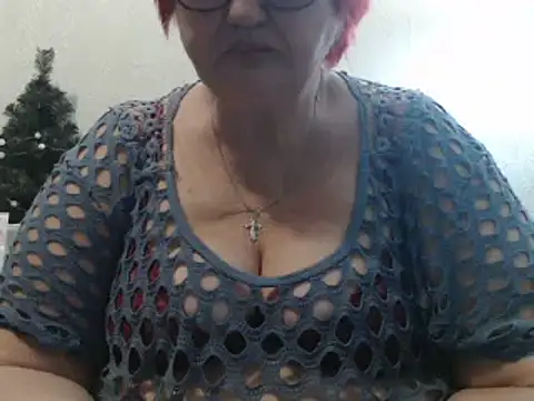 Snapshot of DeniseeRosea chatting on February 17, 6:15 pm DeniseeRosea online show from February 17, 6:15 pm