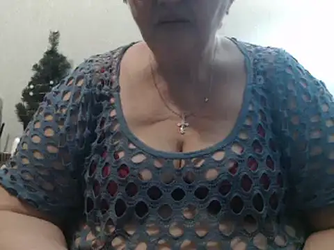 Snapshot of DeniseeRosea chatting on February 19, 7:16 pm DeniseeRosea online show from February 19, 7:16 pm
