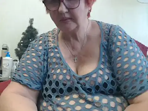 Snapshot of DeniseeRosea chatting on March 5, 11:49 am DeniseeRosea online show from March 5, 11:49 am