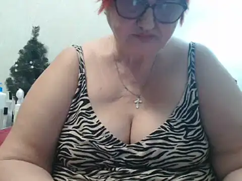 Snapshot of DeniseeRosea chatting on March 16, 5:39 pm DeniseeRosea online show from March 16, 5:39 pm