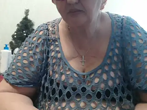 Snapshot of DeniseeRosea chatting on March 18, 3:31 pm DeniseeRosea online show from March 18, 3:31 pm