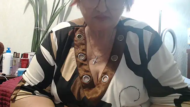 Snapshot of DeniseeRosea chatting on October 15, 7:03 pm DeniseeRosea online show from October 15, 7:03 pm