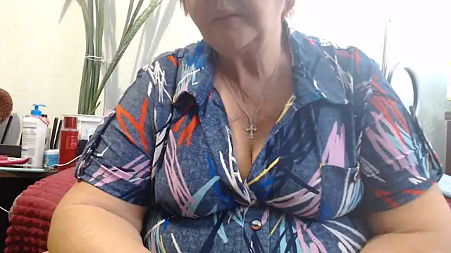 Snapshot of DeniseeRosea chatting on October 20, 6:36 am DeniseeRosea online show from October 20, 6:36 am