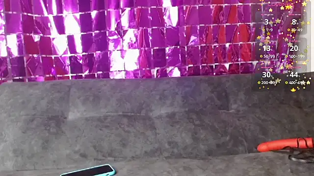 izan 20 online show from March 7, 9:48 pm