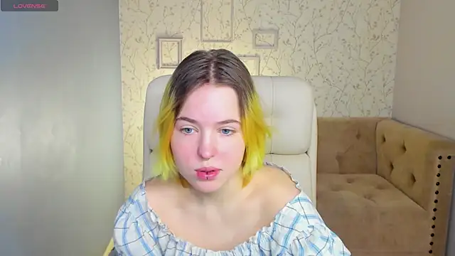 Manic pixie  online show from February 2, 10:57 am