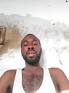 Snapshot of onewinnertee chatting on October 18, 6:58 am onewinnertee online show from October 18, 6:58 am