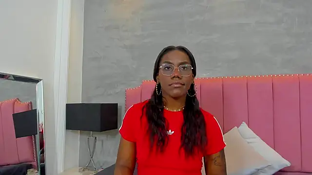 Alaia Colins online show from November 26, 3:07 am