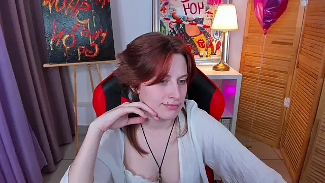 Snapshot of Jiffyyo chatting on March 14, 5:35 pm Jiffyyo online show from March 14, 5:35 pm