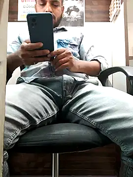 RaviRoy2326 online show from February 9, 5:40 am