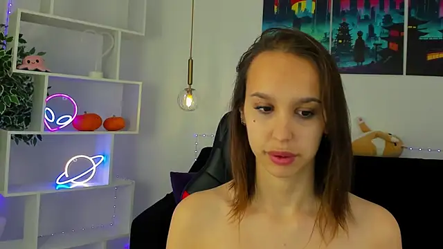 SandraTucker online show from October 25, 3:03 am