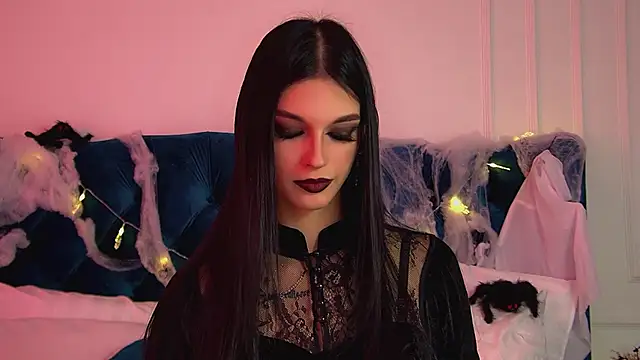 BeverlyMost online show from October 31, 7:31 am