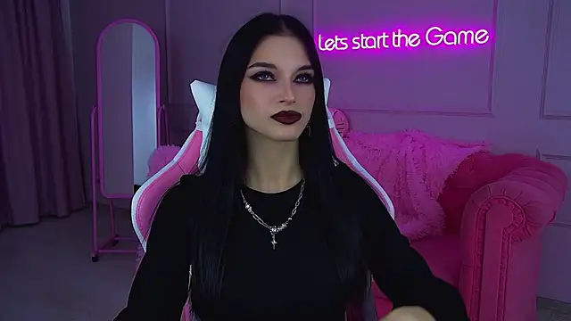 BeverlyMost online show from November 12, 6:08 pm