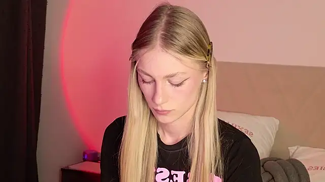 GabriellaOlsen online show from March 21, 4:54 pm