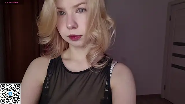 LynetHakes online show from April 25, 6:27 am