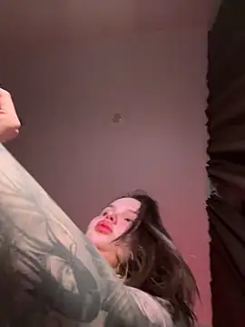 Snapshot of RussianFuckingMachine chatting on February 6, 11:26 pm RussianFuckingMachine online show from February 6, 11:26 pm