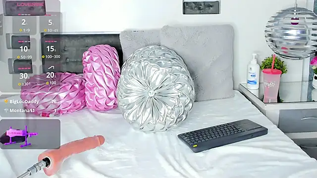 NatyParker online show from March 14, 4:09 pm