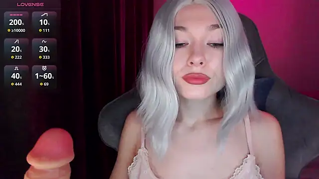 Snapshot of Ohmy_Nora_ chatting on March 31, 10:54 pm Ohmy Nora online show from March 31, 10:54 pm