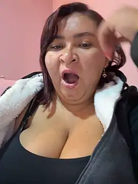 KarlaWild online show from February 16, 9:59 pm