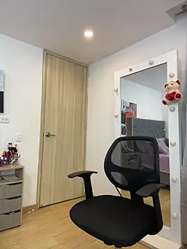 KarlaWild online show from October 9, 8:07 pm