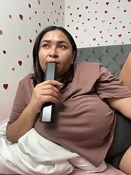 KarlaWild online show from February 15, 2:30 am