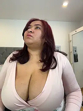 Snapshot of KarlaWild chatting on July 26, 2:02 pm KarlaWild online show from July 26, 2:02 pm
