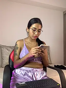 genesissara online show from February 24, 1:57 am