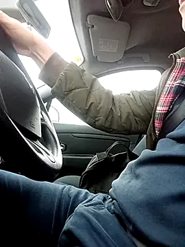 Snapshot of garibaldi1974 chatting on November 10, 8:13 am garibaldi1974 online show from November 10, 8:13 am